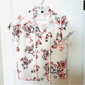 Like New Floral Top